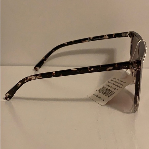 π π SUNGLASSES - Picture 6 of 8